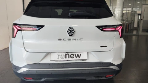 Renault Scenic E-Tech Iconic 160 kW (220CV) gran autonomía
