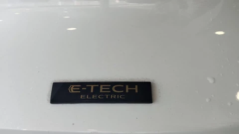 Renault Scenic E-Tech Iconic 160 kW (220CV) gran autonomía