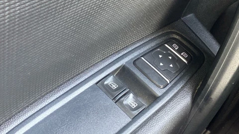 Renault Kangoo Furgón L1 1.5 Blue dCi 70kW Ábr. Sésamo por Ren