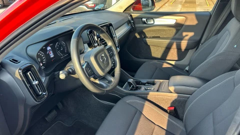 Volvo XC40 1.5 T3 Momentum Pro Auto