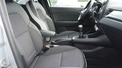 Renault Captur techno TCe 67kW (90CV)