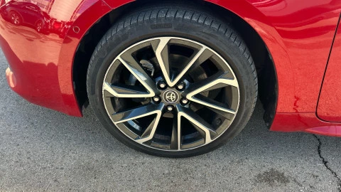 Toyota Corolla 2.0 180H ADVANCE E-CVT TOURING SPORT