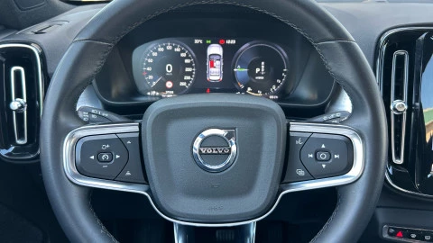 Volvo XC40 1.5 T4 Recharge PHEV Core Auto