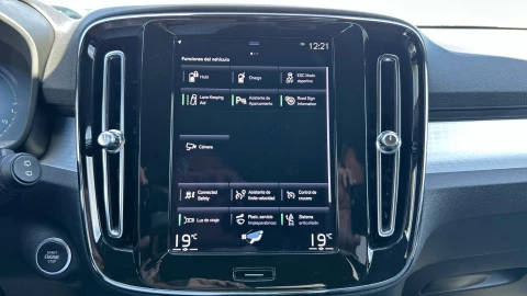 Volvo XC40 1.5 T4 Recharge PHEV Core Auto