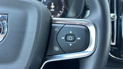 Volvo XC40 1.5 T4 Recharge PHEV Core Auto