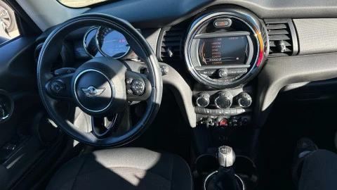 MINI COOPER D 5 PUERTAS