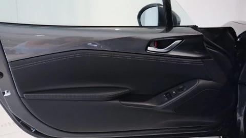 Mazda MX-5 Exclusive-Line