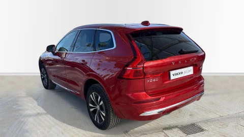Volvo XC60 2.0 T6 AWD Recharge Core Auto