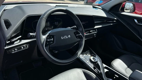 Kia Niro 1.6 GDi PHEV 135kW (183CV) Drive
