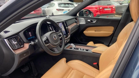 Volvo XC60 2.0 B4 D AWD Ultimate Dark Auto