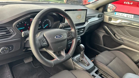 Ford Focus 1.0 Ecoboost MHEV 114kW ST-Line Auto