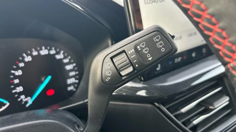 Ford Focus 1.0 Ecoboost MHEV 114kW ST-Line Auto