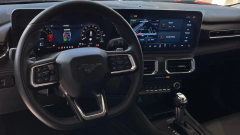 Ford Mustang 5.0 Ti-VCT V8 331kW Mustang GT (Fastb.)