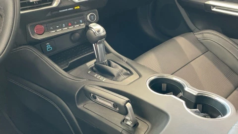 Ford Mustang 5.0 Ti-VCT V8 331kW Mustang GT (Fastb.)