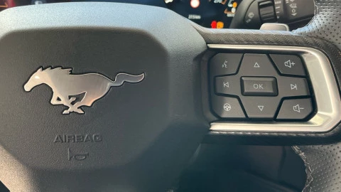 Ford Mustang 5.0 Ti-VCT V8 331kW Mustang GT (Fastb.)