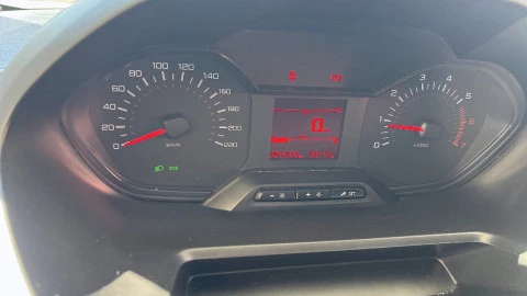 Peugeot Partner Pro Standard 600kg BlueHDi 73kW