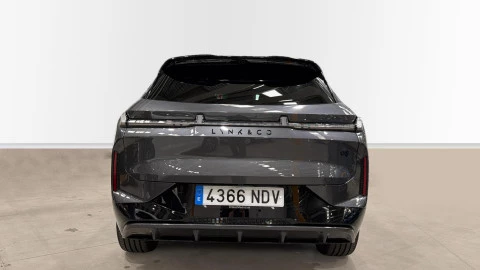 Lynk & Co 08 1.5 PHEV More 257 kW (350 CV)