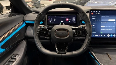 Lynk & Co 08 1.5 PHEV More 257 kW (350 CV)