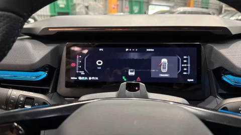 Lynk & Co 08 1.5 PHEV More 257 kW (350 CV)