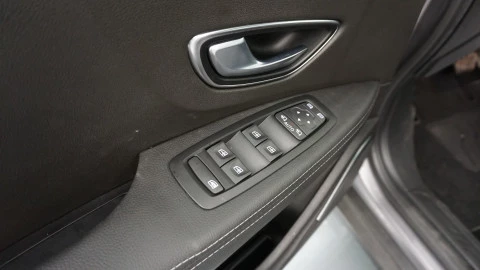 Renault Grand Scénic Zen TCe 103 kW (140CV) EDC GPF MY2021