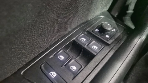 Volkswagen T-Roc Life 1.0 TSI 81kW (110CV)