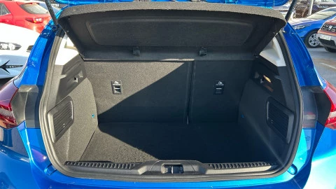 Ford Focus 1.0 Ecoboost MHEV 114kW Active Auto