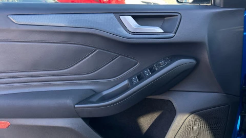 Ford Focus 1.0 Ecoboost MHEV 114kW Active Auto