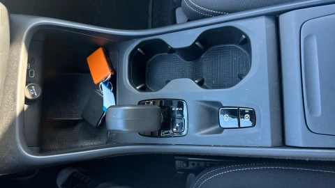 Volvo XC40 2.0 B3 G Core Dark Auto