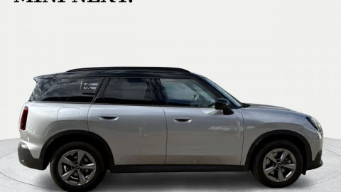 MINI Countryman C