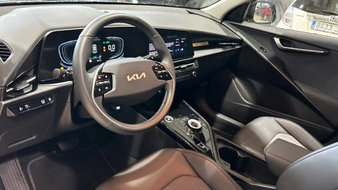 Kia Niro 1.6 GDi HEV 95kW (129CV) Drive