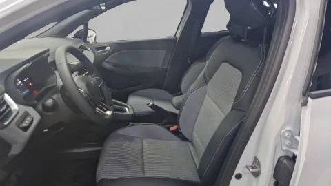 Renault Clio Techno full hybrid E-Tech 145 (103Kw)