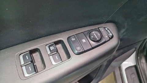 Kia Sportage 1.6 MHEV Business 100kW (136CV) 4x4