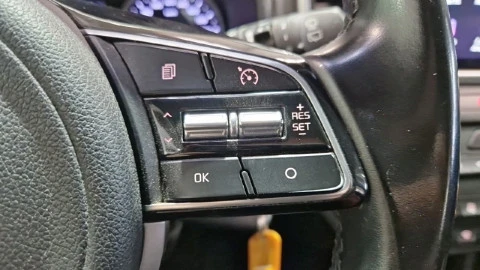 Kia Sportage 1.6 MHEV Business 100kW (136CV) 4x4