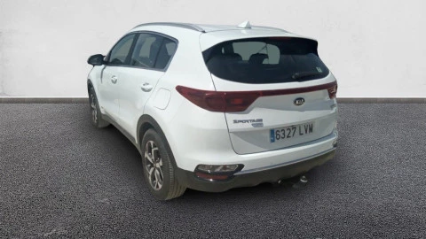 Kia Sportage 1.6 MHEV Business 100kW (136CV) 4x4