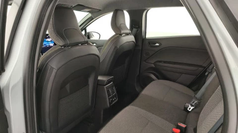 Renault Captur techno Eco-G 100cv (74 kW)