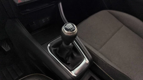 Renault Captur techno Eco-G 100cv (74 kW)