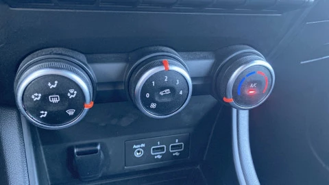 Renault Captur equilibre TCe 67kW (90CV)