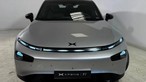 XPENG P7 Performance AWD