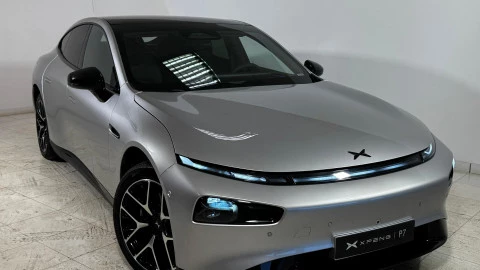 XPENG P7 Performance AWD