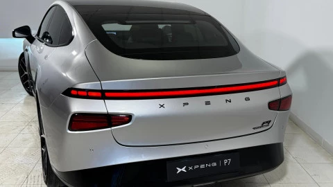 XPENG P7 Performance AWD
