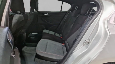 Ford Focus 1.0 Ecoboost MHEV 92kW ST-Line