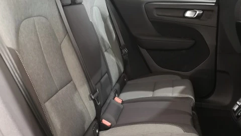 Volvo XC40 2.0 D3 Momentum Auto