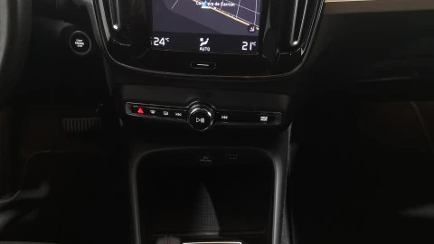 Volvo XC40 2.0 D3 Momentum Auto