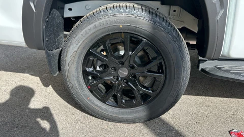 Maxus T60 MAX T60 MAX 4WD 8AT