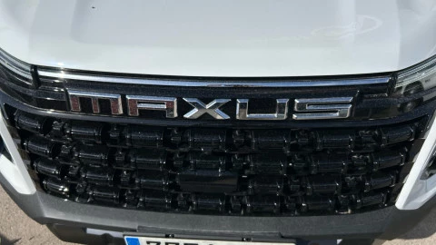 Maxus T60 MAX T60 MAX 4WD 8AT