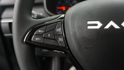 Dacia Sandero Essential TCe 67kW (90CV)