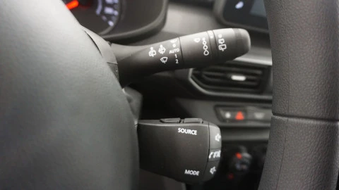 Dacia Sandero Essential TCe 67kW (90CV)