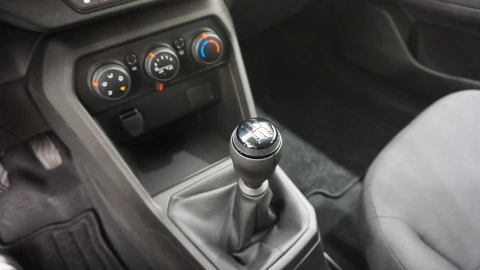Dacia Sandero Essential TCe 67kW (90CV)