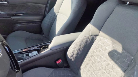 Toyota C-HR 1.8 125H Advance