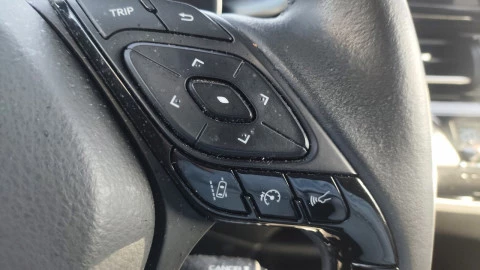 Toyota C-HR 1.8 125H Advance